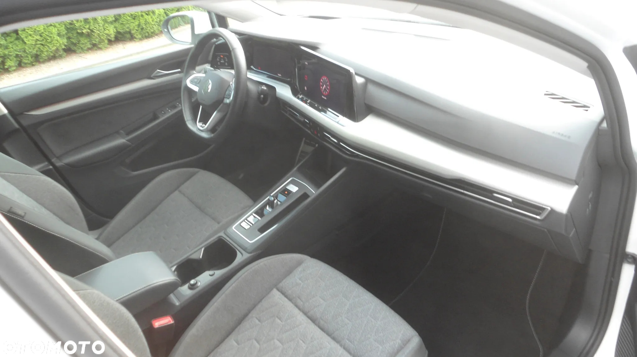 Volkswagen Golf - 19