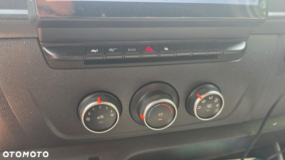 Renault Master - 24