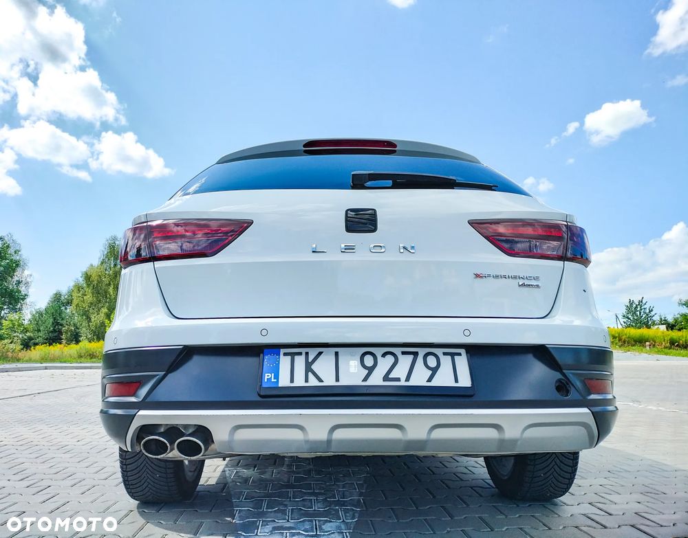 Seat Leon 2.0 TDI DPF Start&Stop DSG XCELLENCE - 10