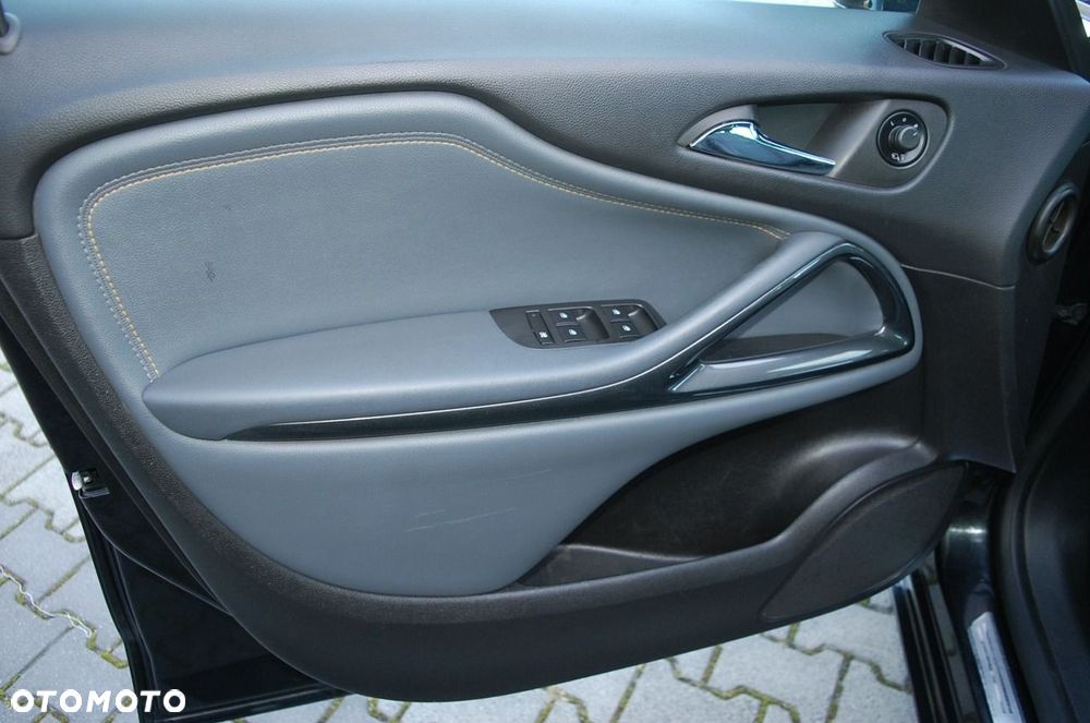 Opel Zafira - 32