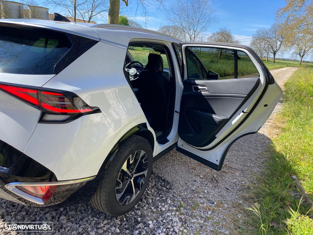 Kia Sportage 1.6 T-GDi HEV Tech - 14