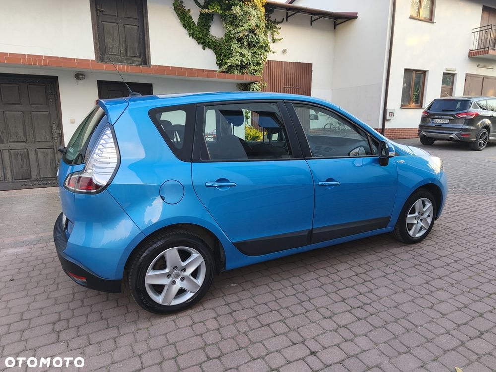 Renault Scenic 1.6 16V 110 TomTom Edition - 9