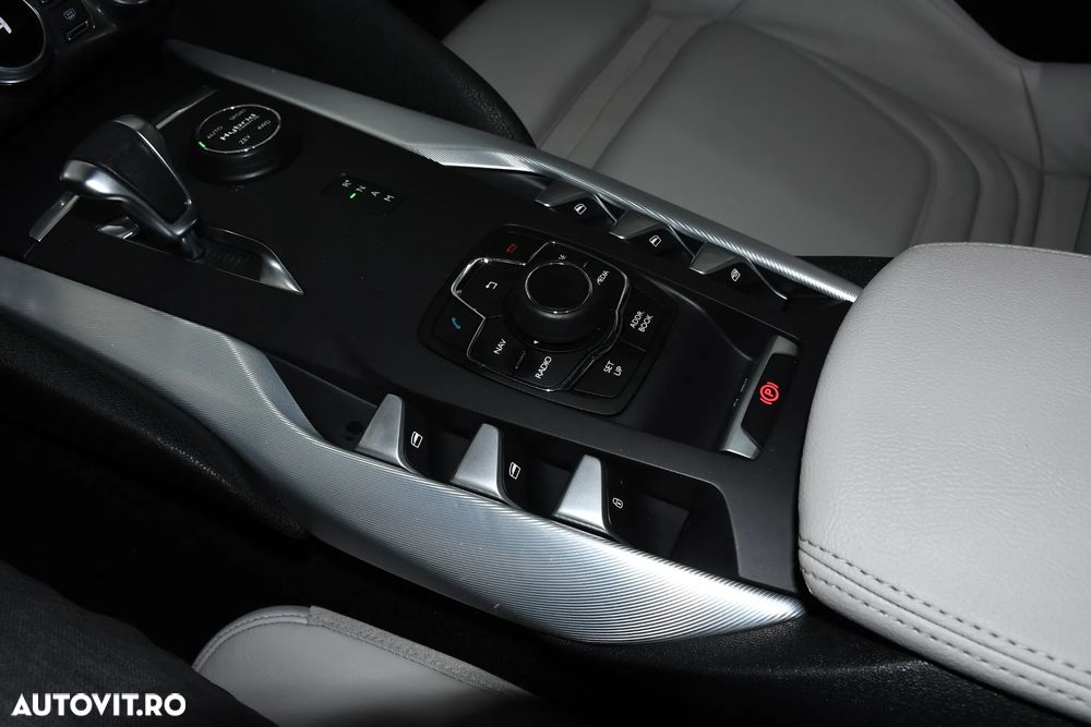 Citroën DS5 Hybrid4 EGS6 SportChic - 22