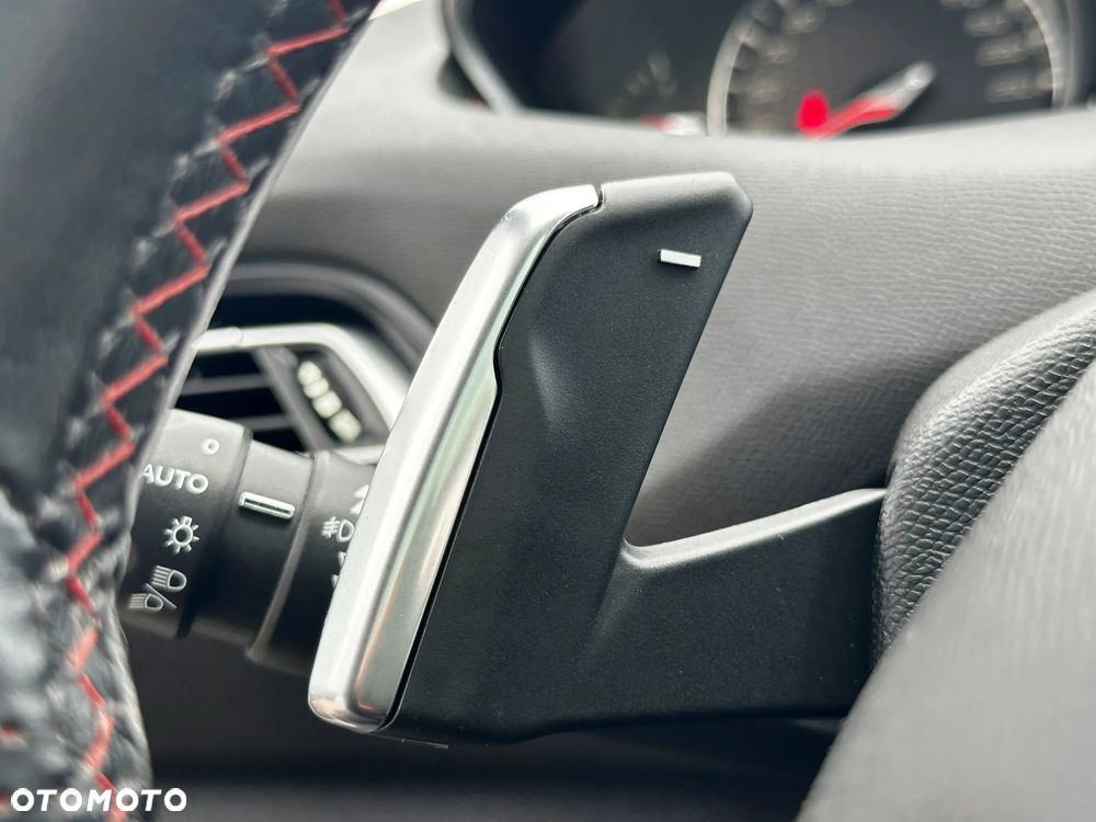 Peugeot 308 PureTech 225 EAT8 Stop & Start GT - 29