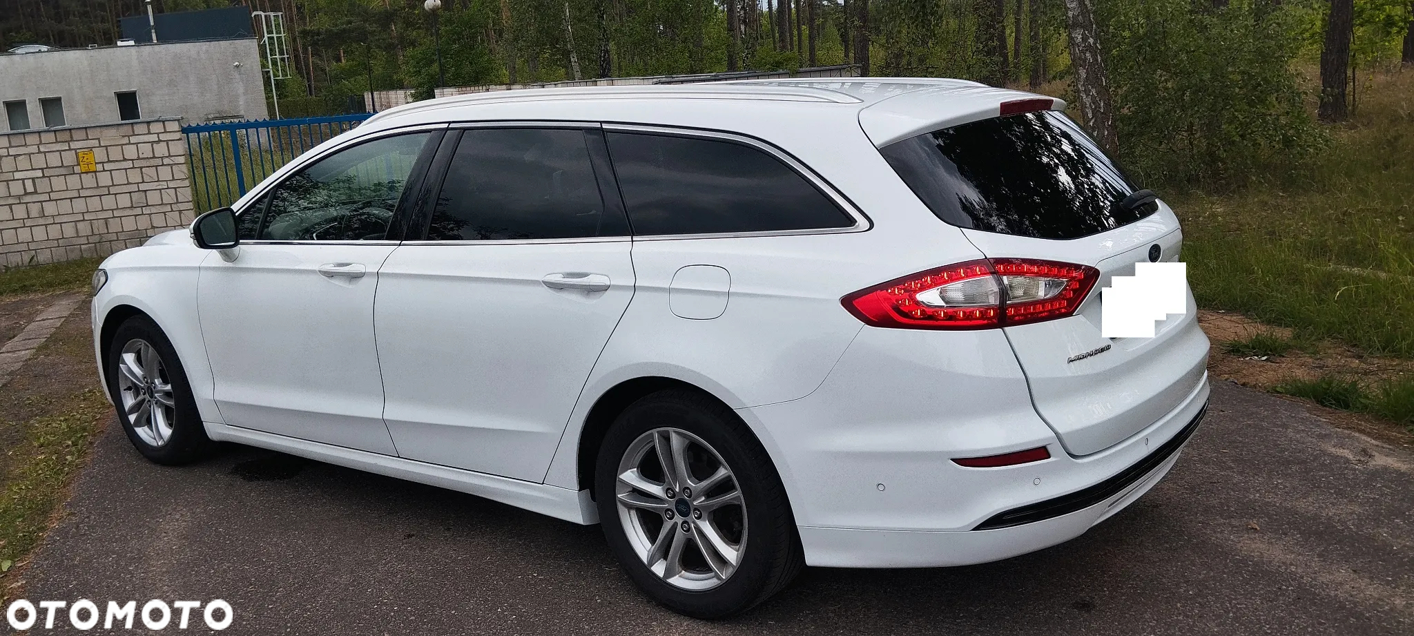 Ford Mondeo 1.6 TDCi ECOnetic Start-Stopp Titanium - 16