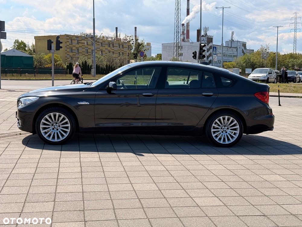 BMW 5GT 530d xDrive - 2