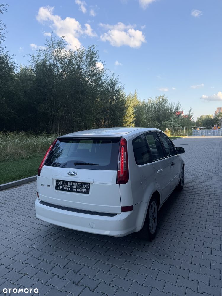 Ford C-Max 2010 photo 4