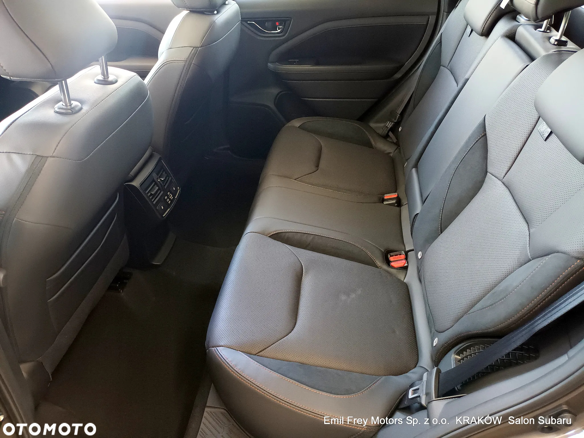 Subaru Forester 2.0i-L Platinum (EyeSight) Lineartronic - 3