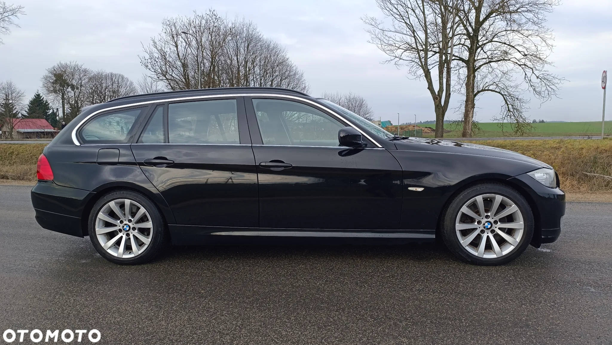BMW Seria 3 330d DPF Touring Edition Sport - 9