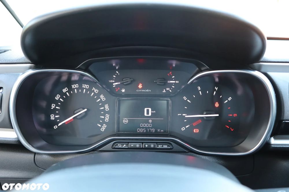 Citroën C3 Pure Tech 82 SHINE - 17
