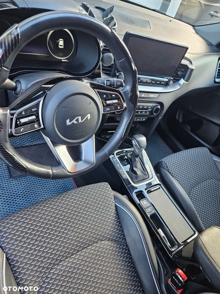 Kia XCeed 1.6 T-GDI Business Line DCT - 1