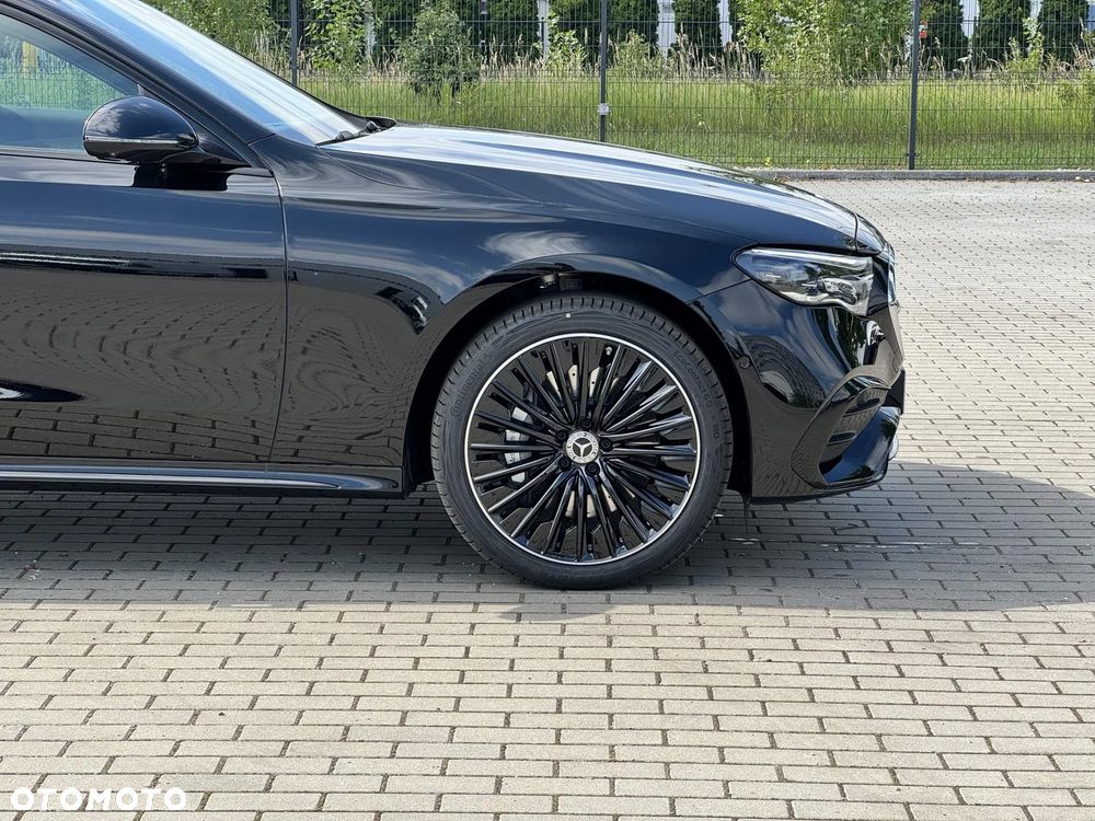 Mercedes-Benz Klasa E 220 d mHEV 4-Matic AMG 9G-Tronic - 8