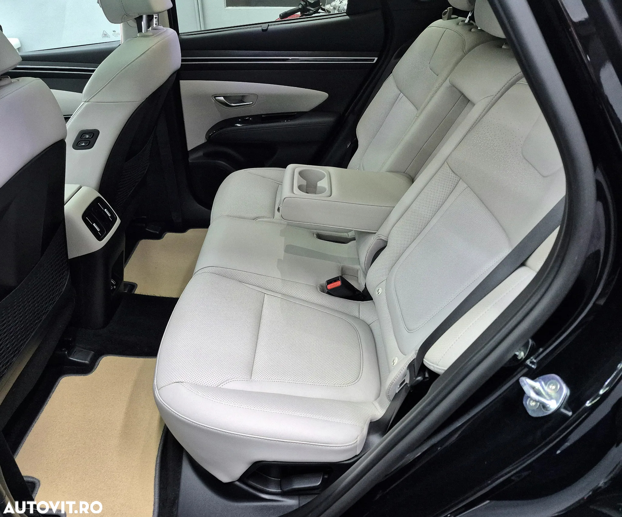 Hyundai Tucson PHEV 1.6 l 265 CP 4WD 6AT Premium - 10