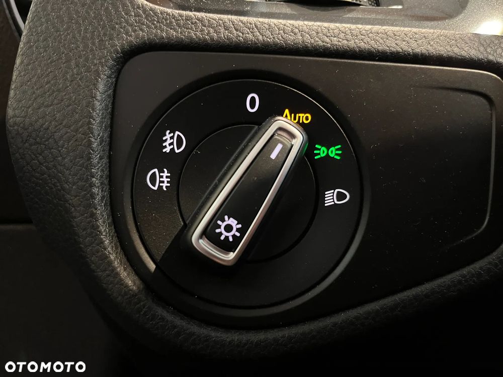 Volkswagen Golf VII 1.5 TSI BMT Evo Comfortline DSG - 20