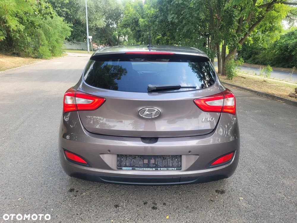Hyundai i30 1.6 CRDi Style - 25