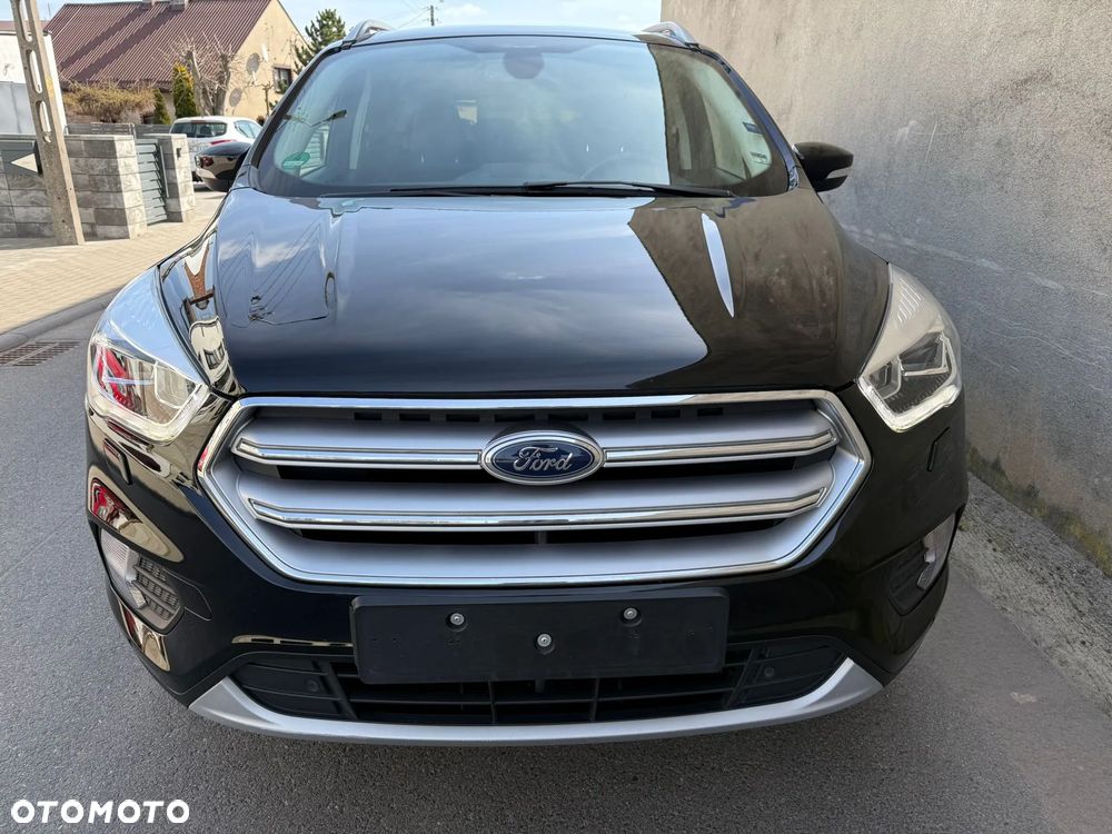 Ford Kuga 1.5 EcoBoost 2x4 Titanium - 22