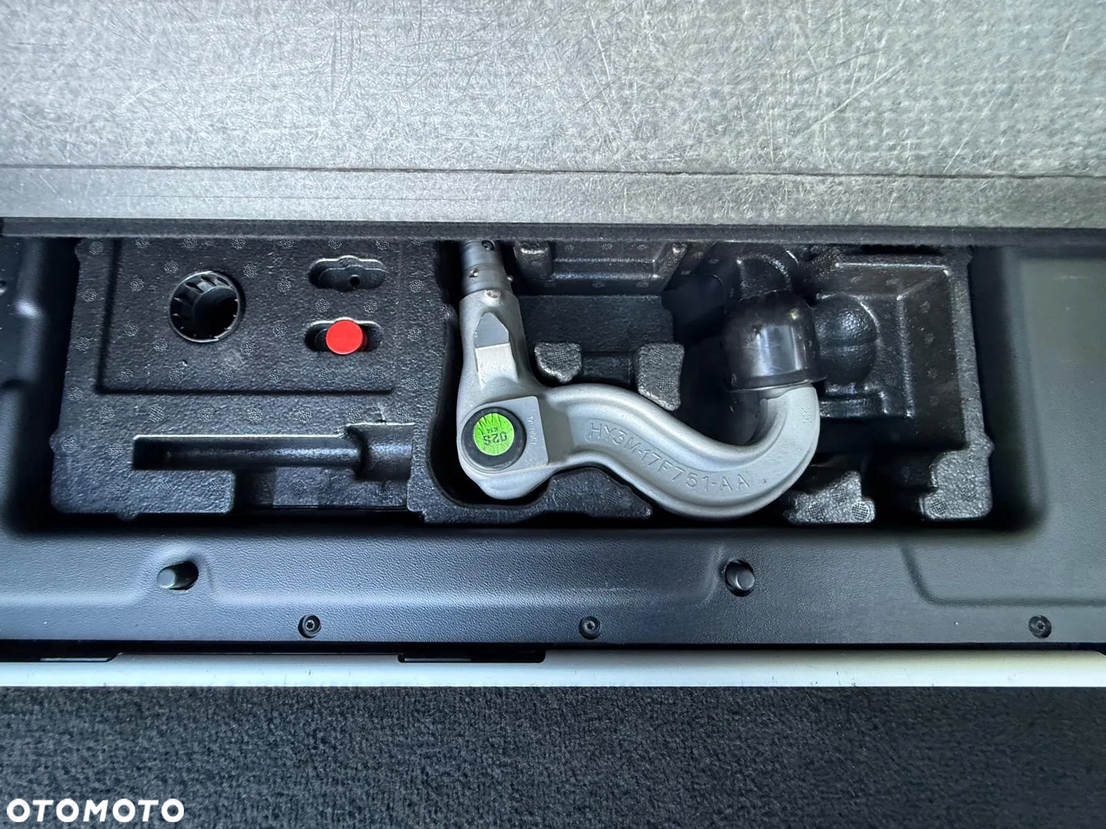 Land Rover Discovery V 2.0 SD4 S - 13