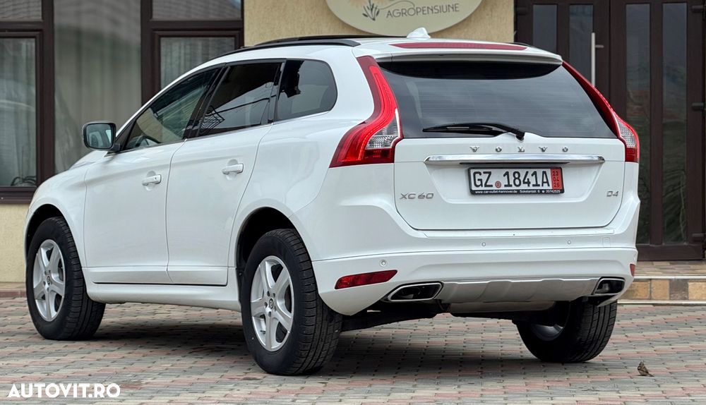 Volvo XC 60 D4 Geartronic Kinetic - 20