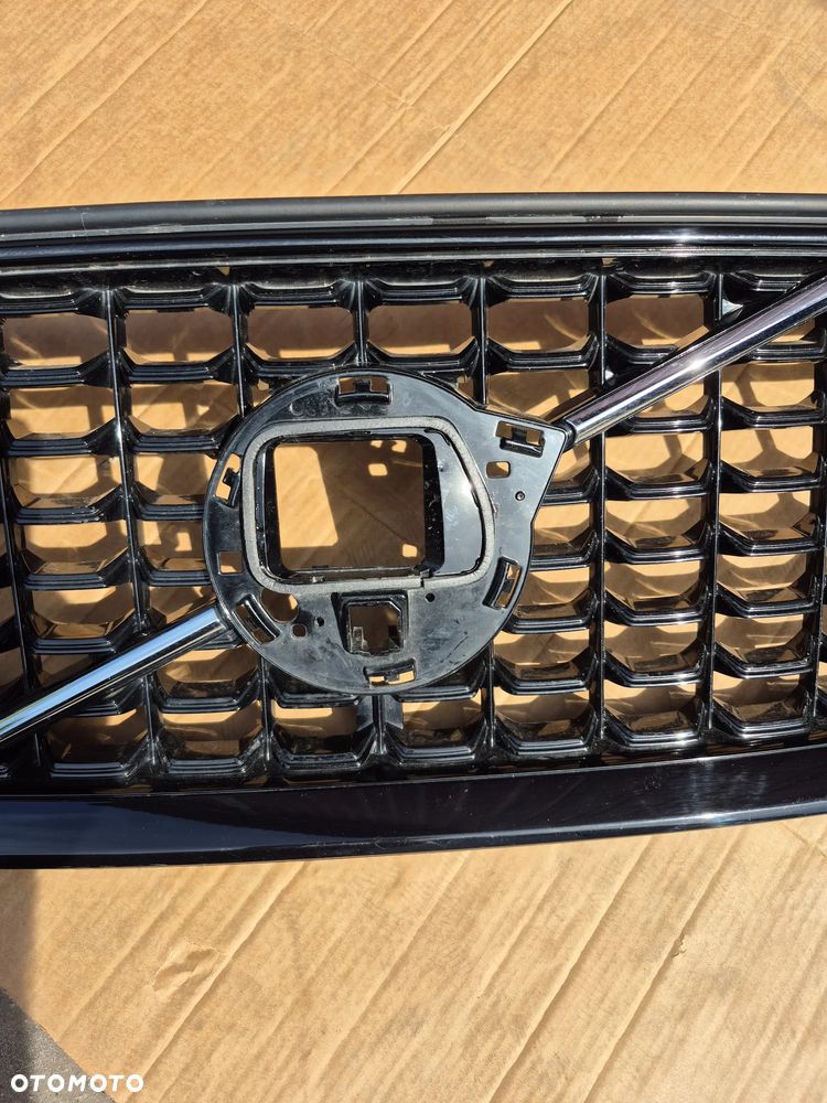 Volvo XC60 II R-design grill atrapa 32291026 - 3