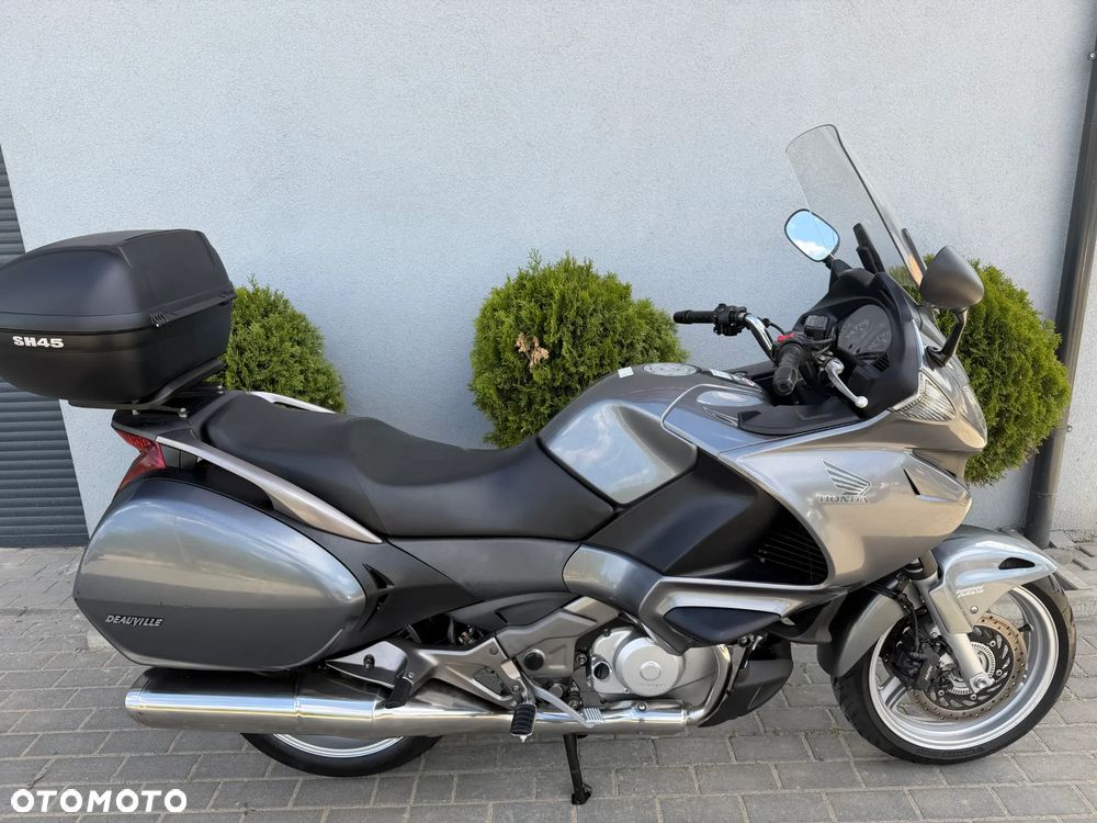 Honda NTV - 24