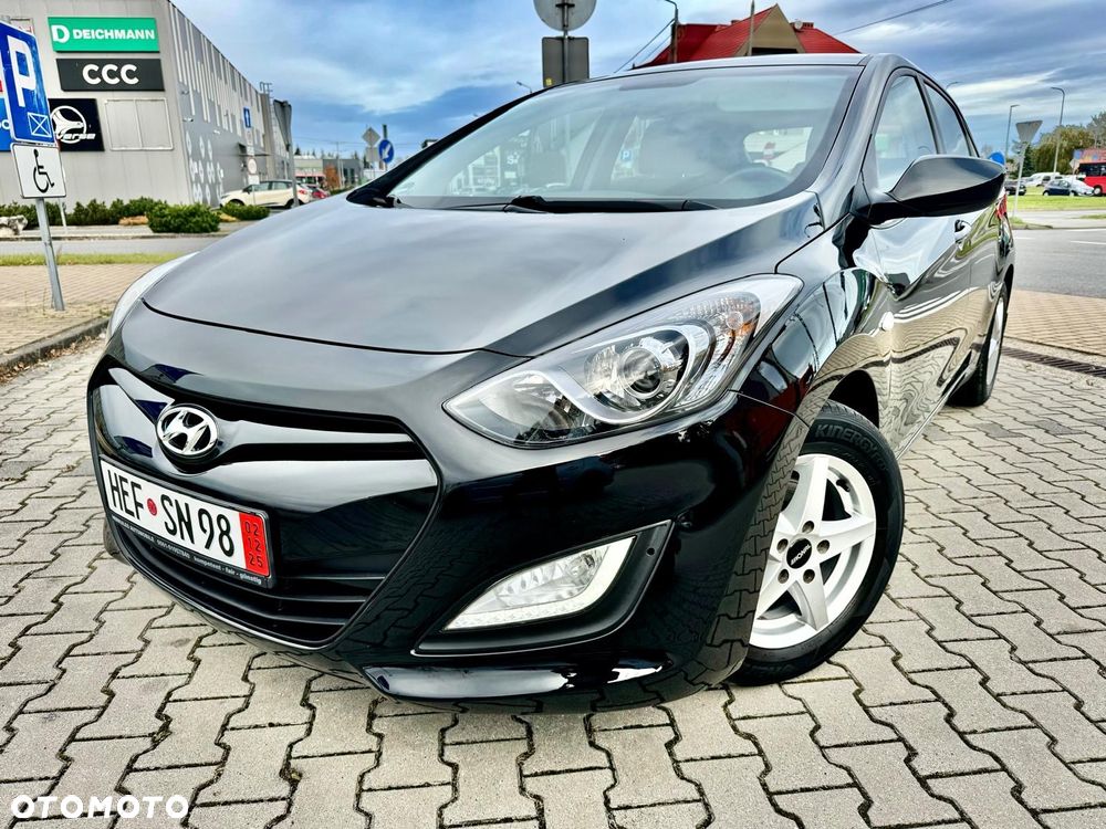 Hyundai i30 1.4 Premium - 24