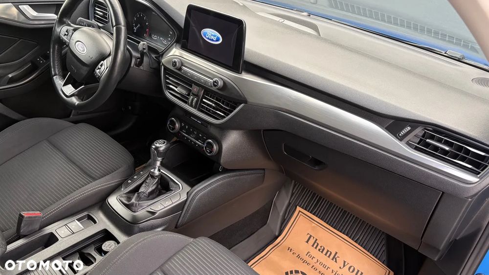 Ford Focus 1.0 EcoBoost Titanium - 12