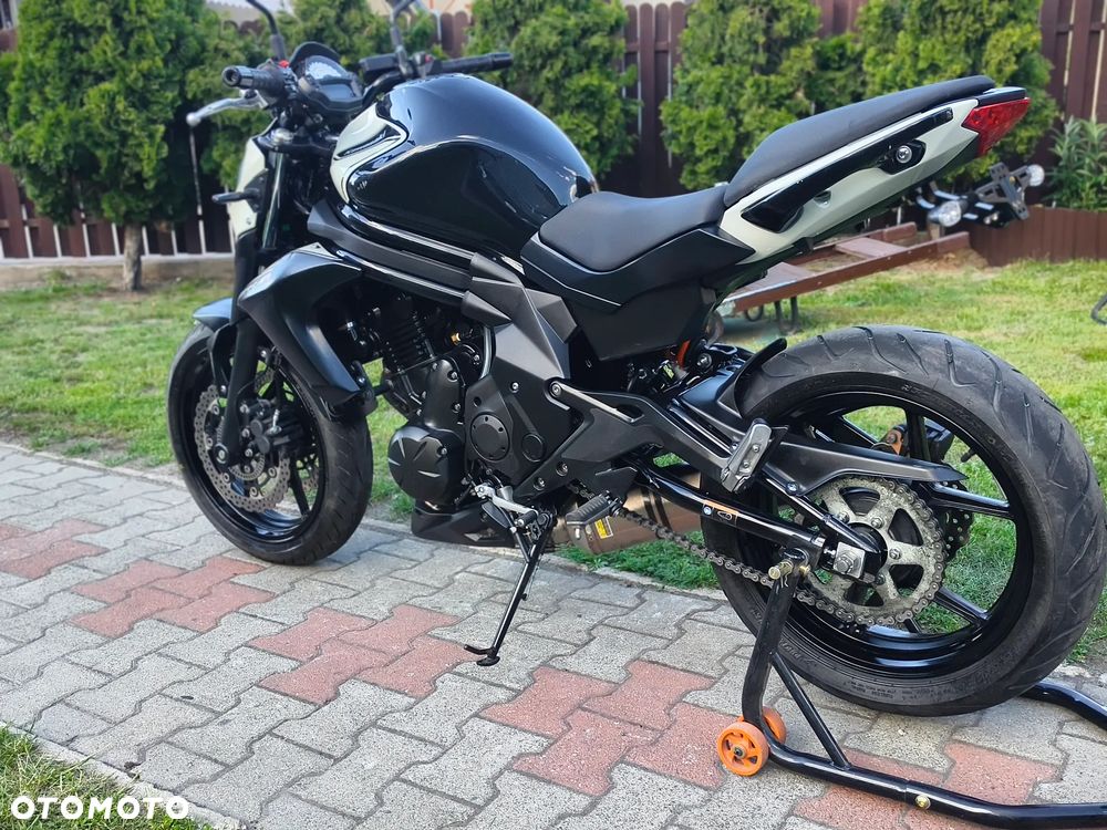 Kawasaki ER - 21