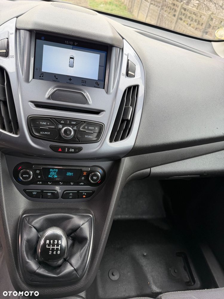 Ford Transit Connect - 15
