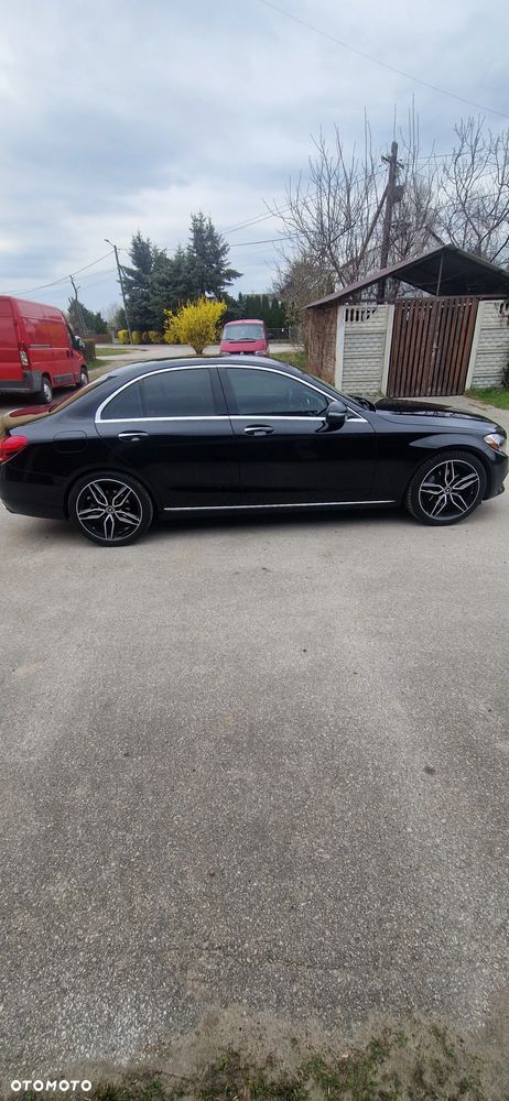 Mercedes-Benz Klasa C 300 7G-TRONIC Exclusive - 6