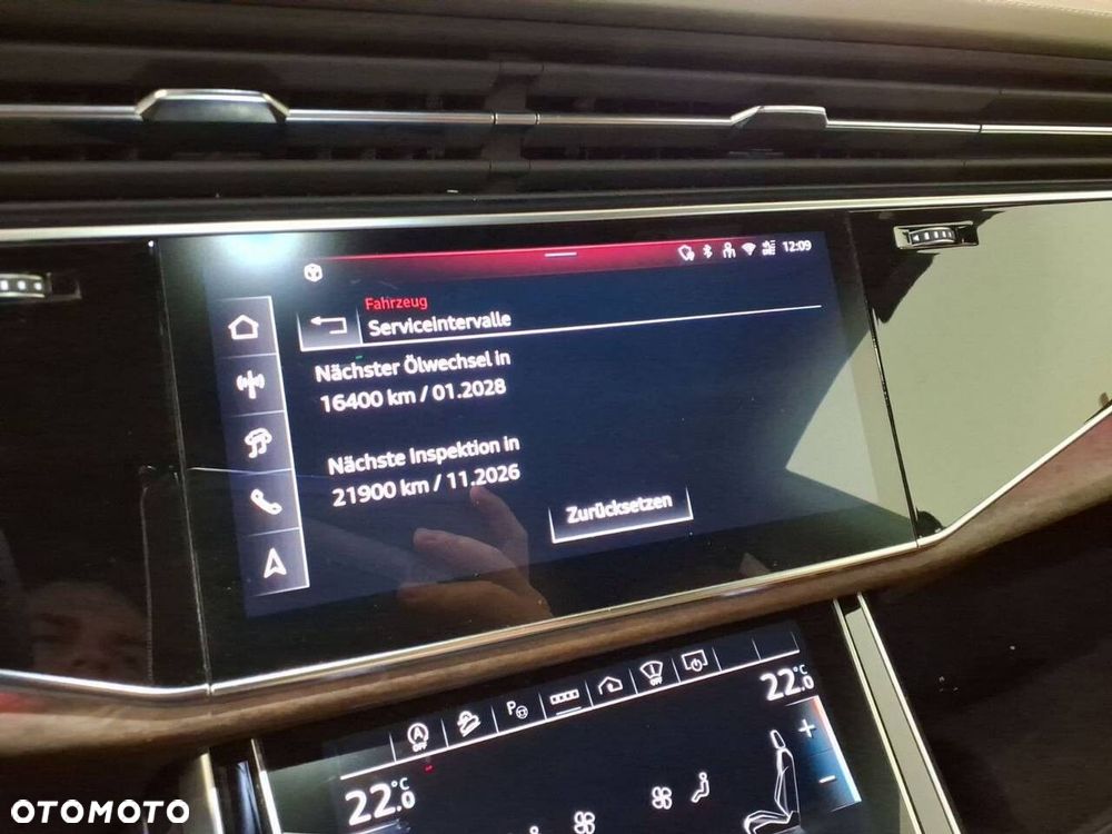 Audi Q8 - 9