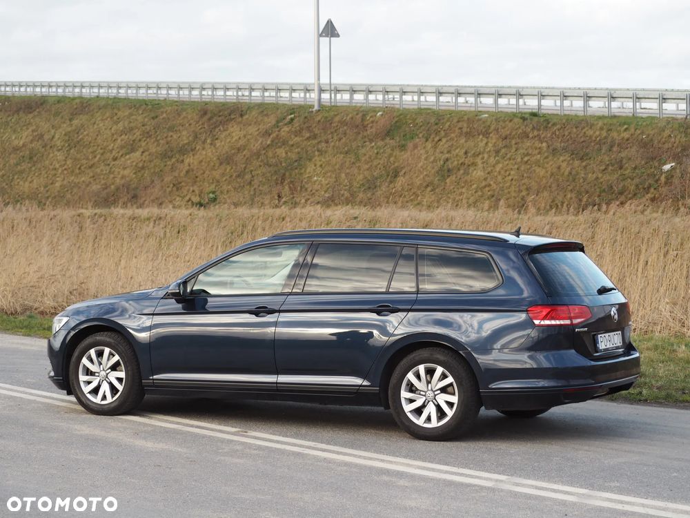 Volkswagen Passat - 26