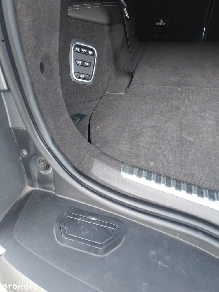 Renault Espace 1.6 dCi Energy Initiale Paris EDC 7os - 29