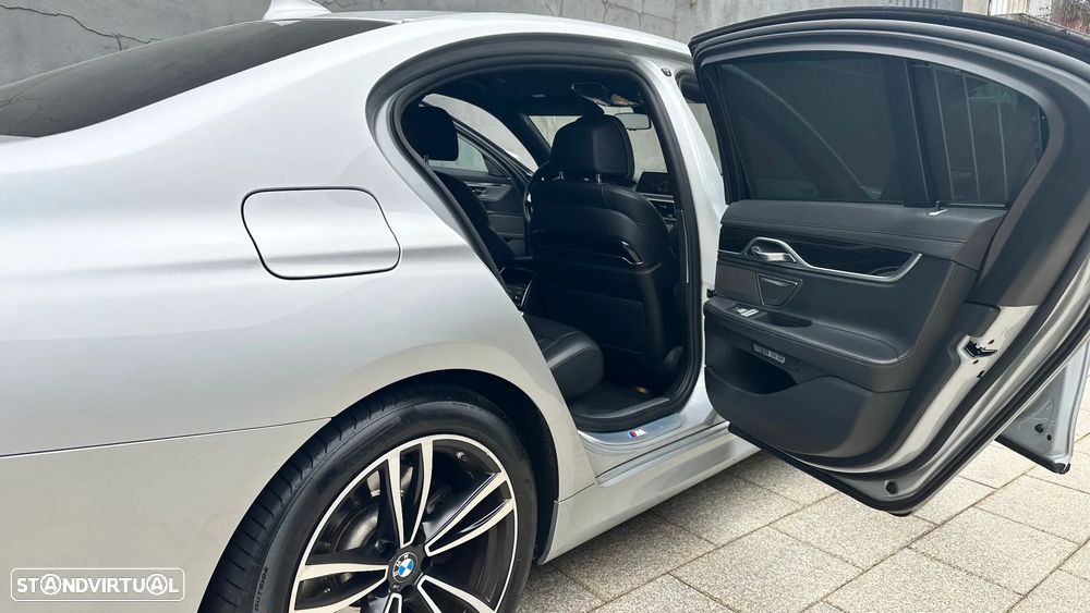 BMW 730 d Pack M - 13