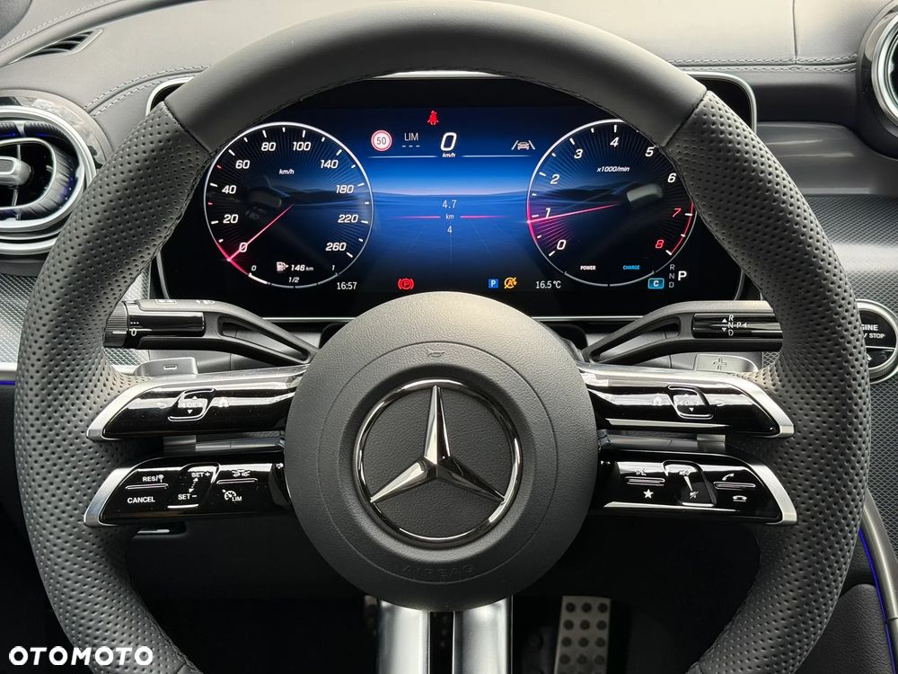 Mercedes-Benz GLC - 17