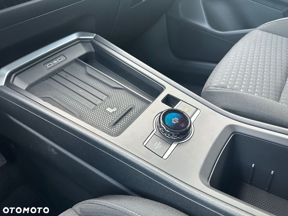 Volkswagen T-Roc 1.5 eTSI Life DSG - 23
