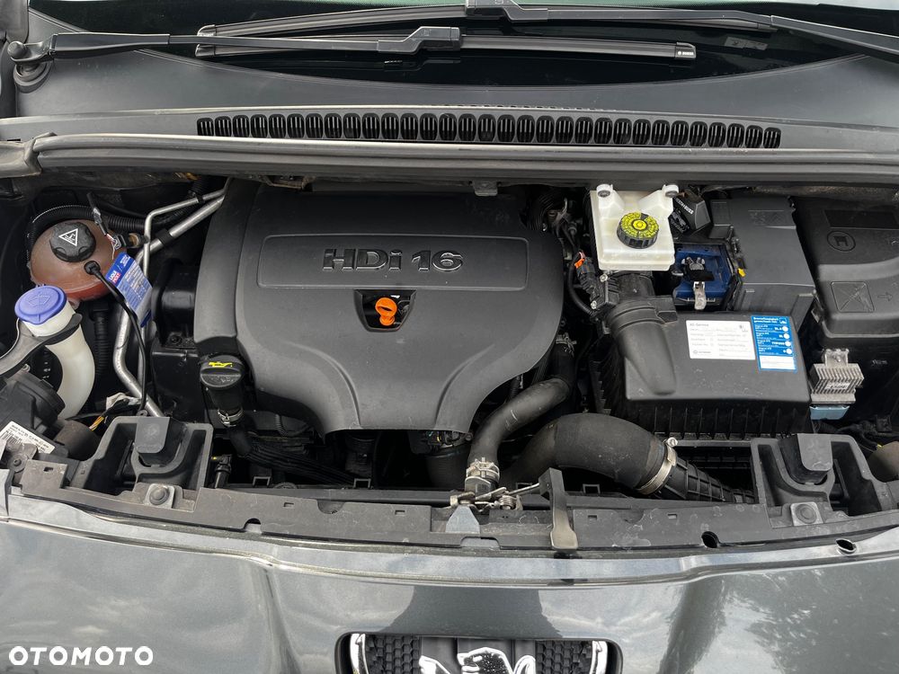 Peugeot 5008 2.0 HDi Allure - 38