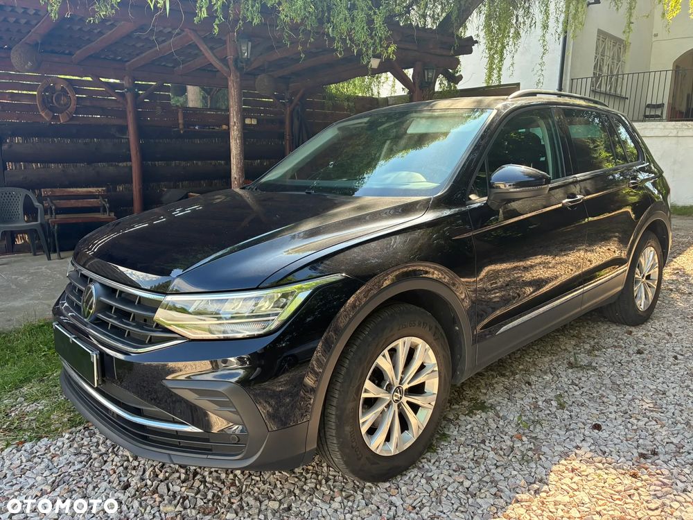 Volkswagen Tiguan - 10