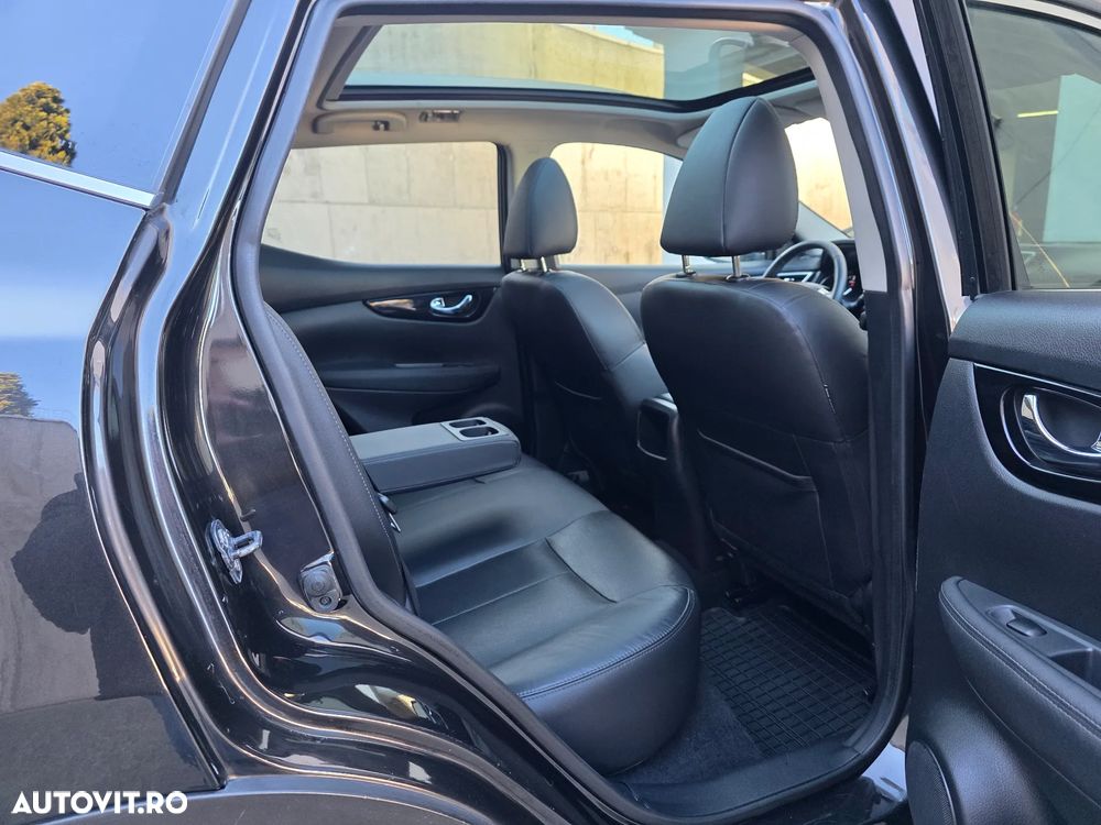 Nissan Qashqai 1.6 DCI Xtronic TEKNA+ - 11