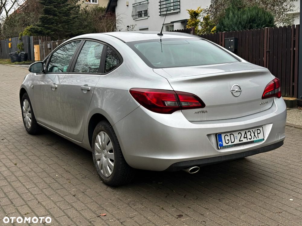 Opel Astra 1.4 T Business - 6