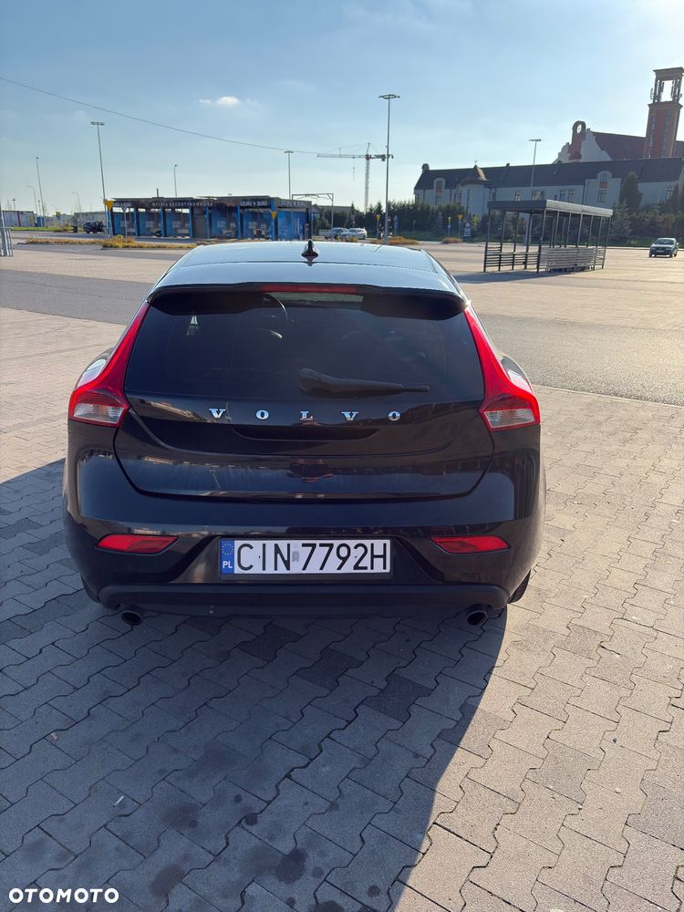Volvo V40 D4 Momentum - 6