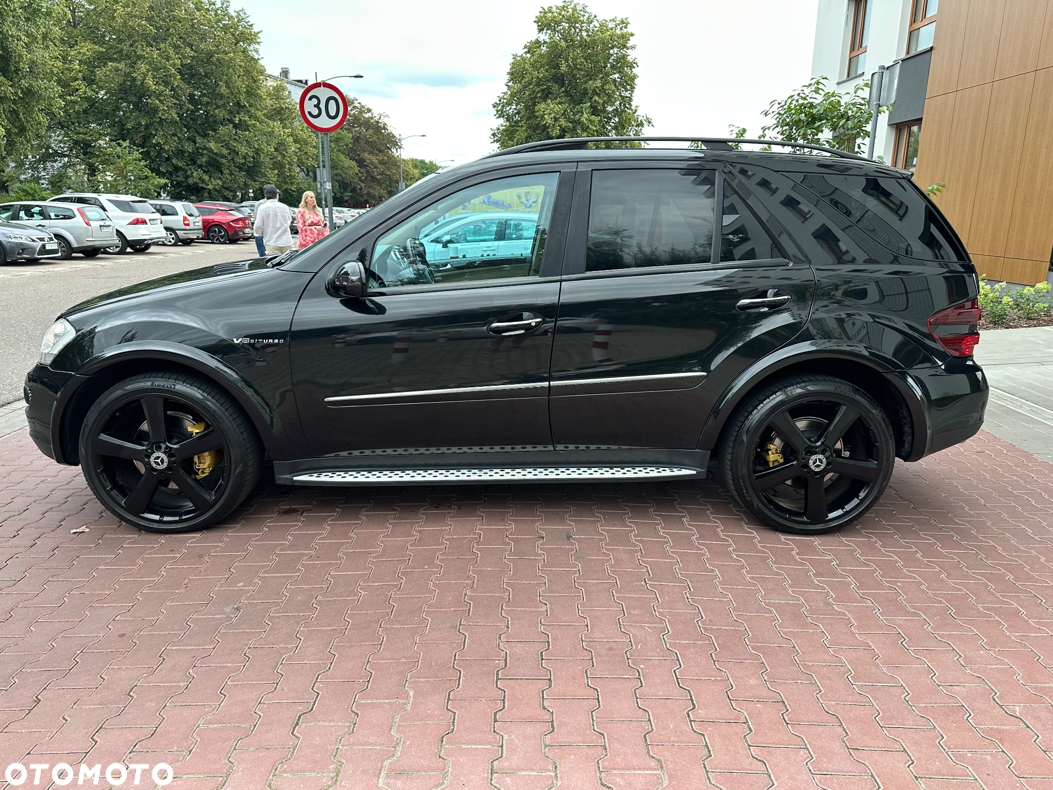 Mercedes-Benz ML - 33
