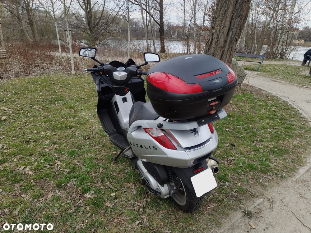 Peugeot Satelis - 14