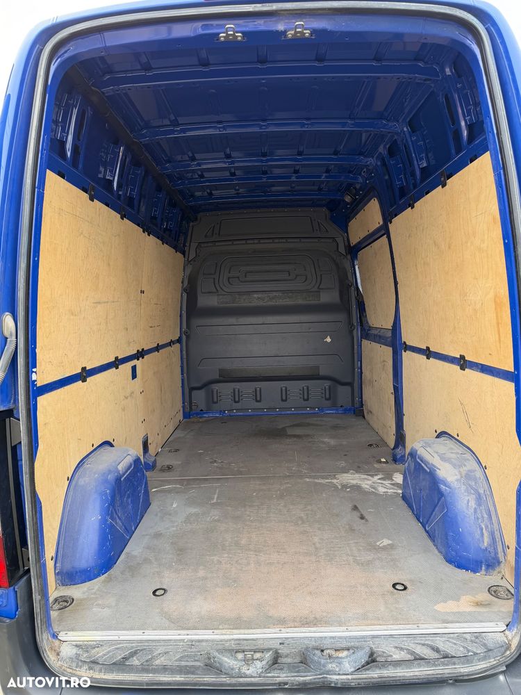 Mercedes-Benz Sprinter - 10