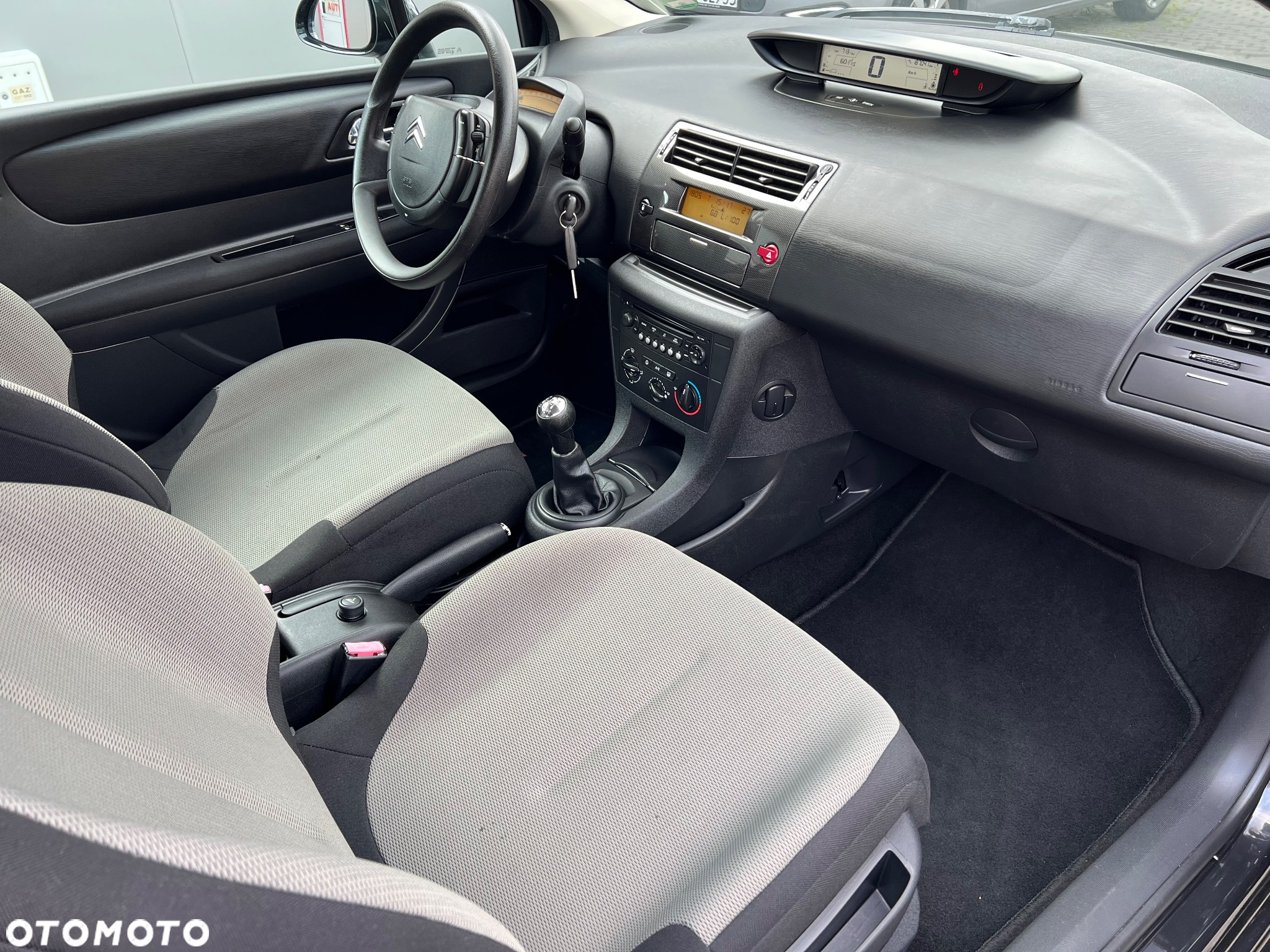 Citroën C4 Coupe 1.6 16V VTR - 28