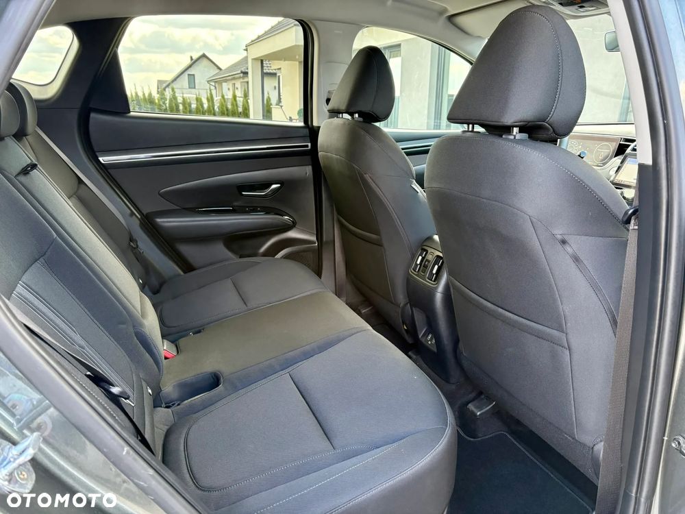 Hyundai Tucson 1.6 T-GDi HEV Executive 4WD - 16