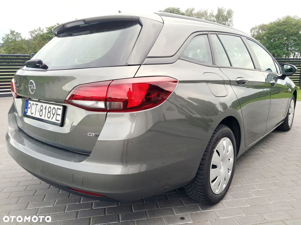 Opel Astra 1.6 CDTI Cosmo - 21
