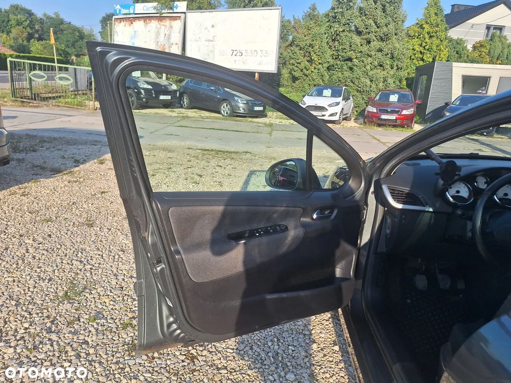 Peugeot 207 Outdoor 1.6 - 12