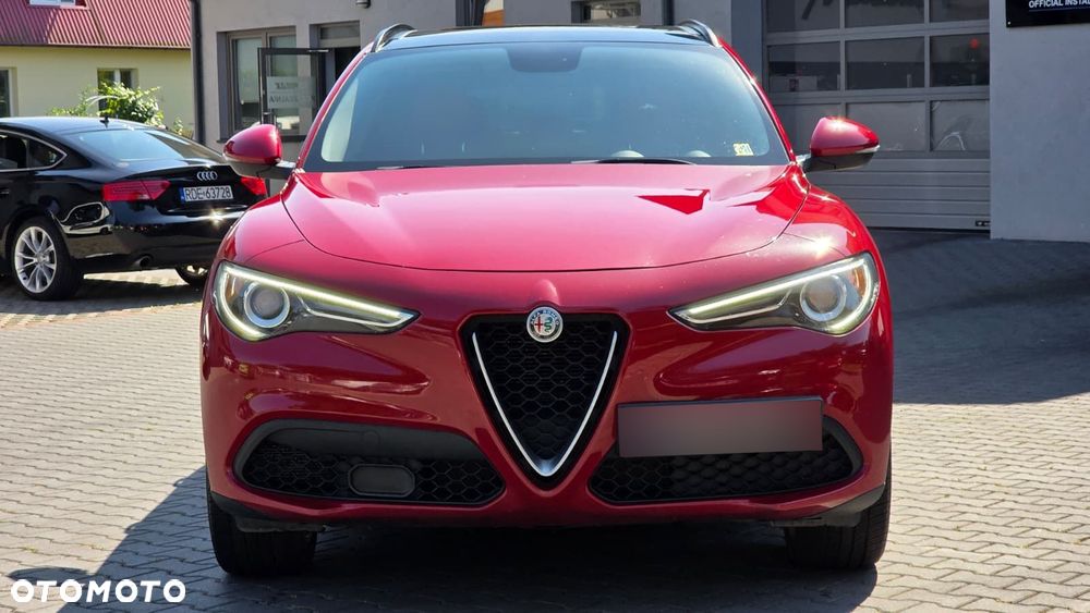 Alfa Romeo Stelvio 2.0 Turbo 16V AT8-Q4 Veloce Ti - 11