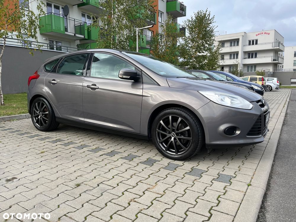Ford Focus 1.6 Trend Sport - 22
