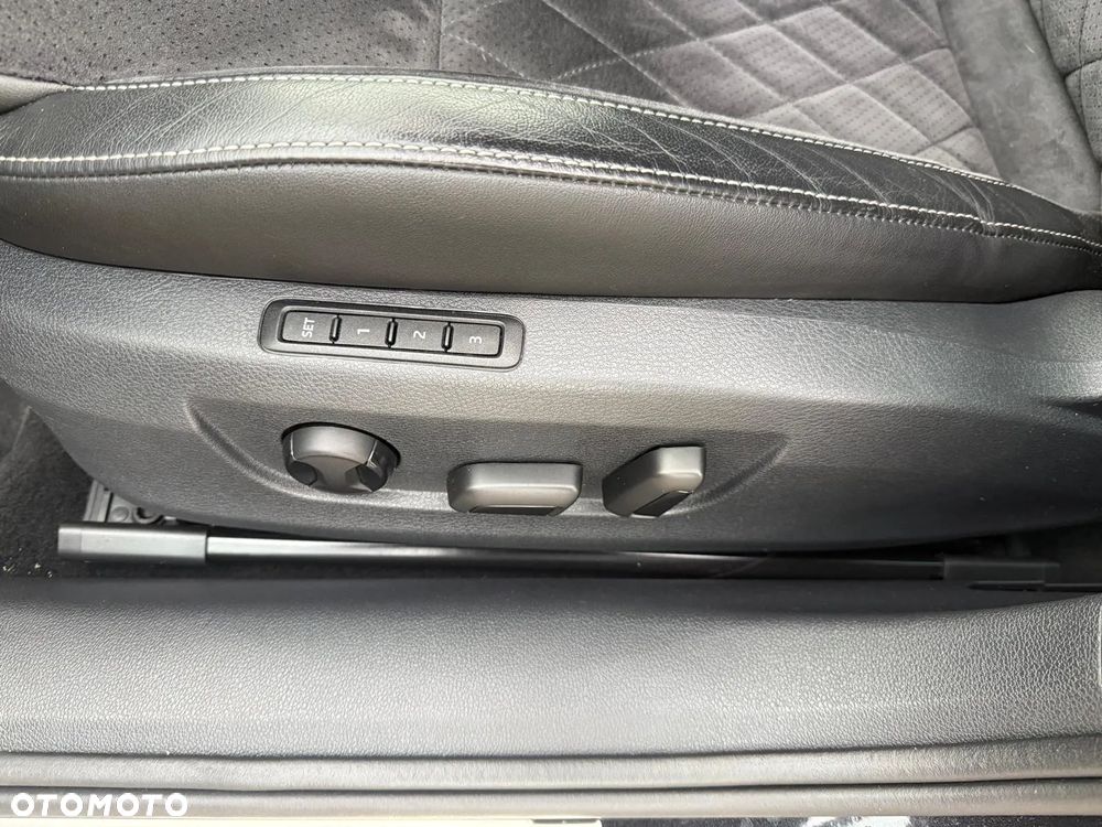 Skoda Superb 2.0 TSI 4x4 DSG Sportline - 21